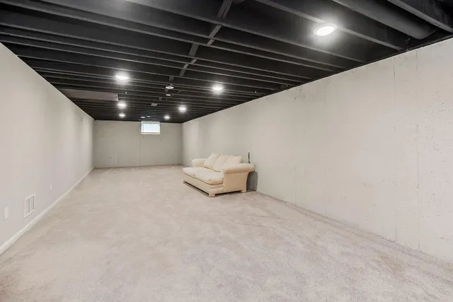 $220,000 | 7800 East 87th Terrace, Kansas City, MO 64138