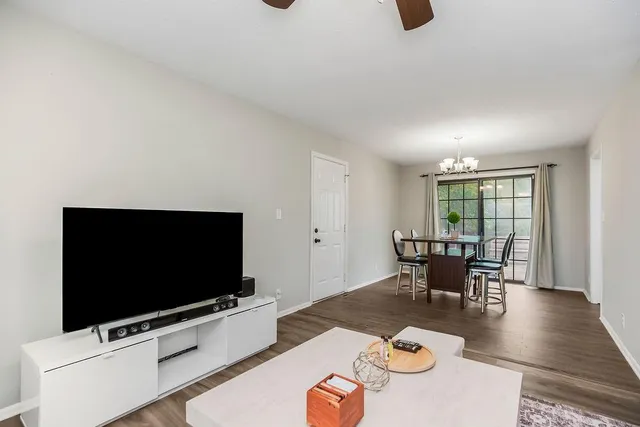 $220,000 | 7800 East 87th Terrace, Kansas City, MO 64138