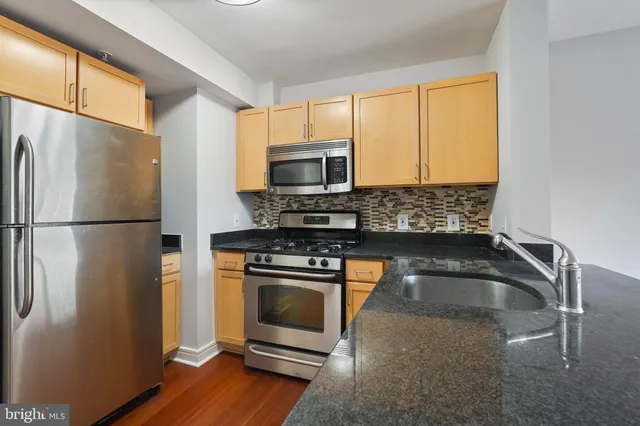 $220,000 | 800 4th Street Southwest, Unit N111, Washington, DC 20024