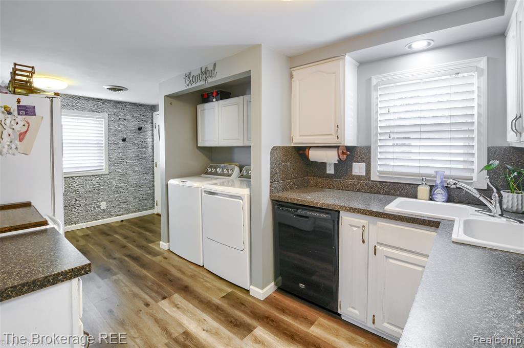 4462 Dye Road Swartz Creek, MI 48473 - Photo 14 of 27