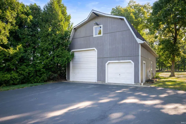 $469,900 | 203 Westwood Drive, Hartford City, IN 47348