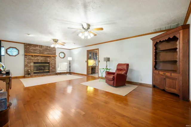 $469,900 | 203 Westwood Drive, Hartford City, IN 47348