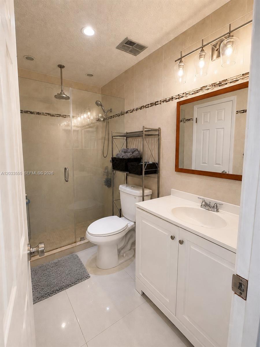 12737 Southwest 68th Terrace Miami, FL 33183 - Photo 12 of 32