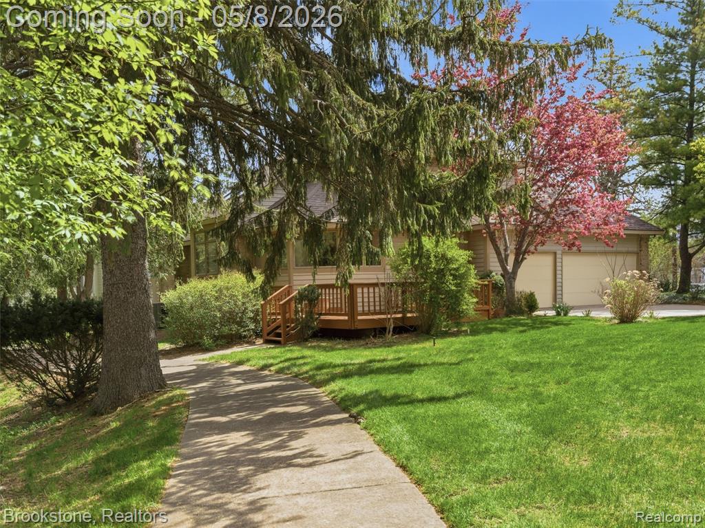 6512 White Lake Road Clarkston, MI 48346 - Photo 52 of 69