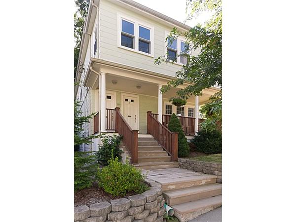 129 Hillside Road, Unit 1 Watertown, MA 02472 - Photo 3 of 24 Gallery Image 3