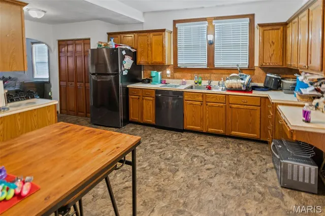 $250,000 | 113 Orchard Drive, Belleville, IL 62221