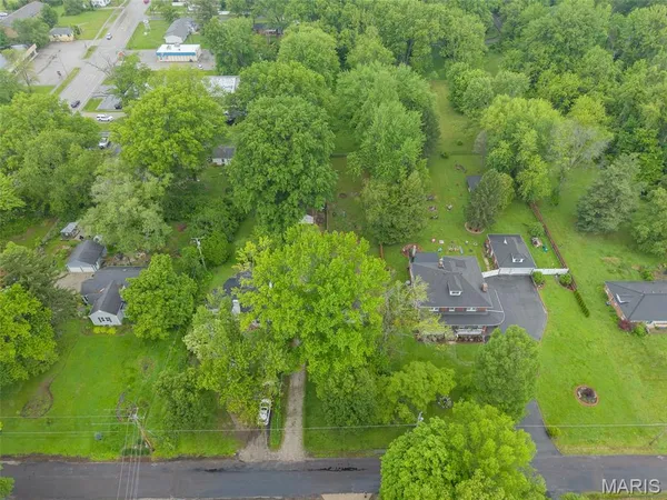 $247,500 | 113 Orchard Drive, Belleville, IL 62221