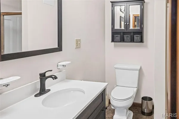 $247,500 | 113 Orchard Drive, Belleville, IL 62221