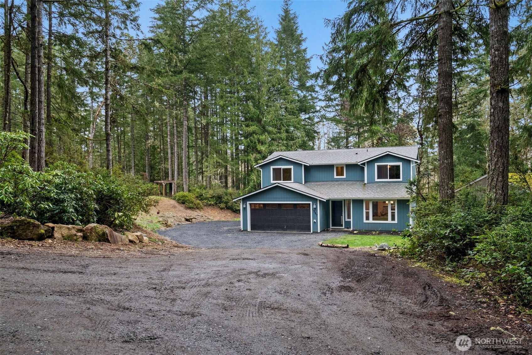 1567 East Grapeview Loop Road Grapeview, WA 98546 - Photo 2 of 38 Gallery Image 2