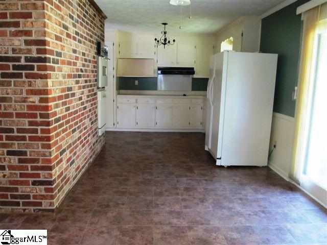 123 Rockmont Road Easley, SC 29640 - Photo 6 of 13