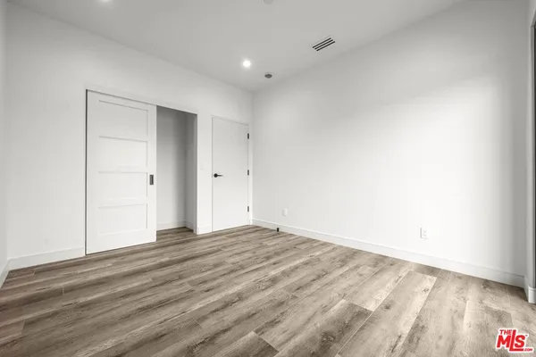 $5,995 | 1920 South Sherbourne Drive, Unit 1/2, Los Angeles, CA 90034