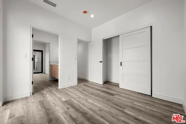 $5,995 | 1920 South Sherbourne Drive, Unit 1/2, Los Angeles, CA 90034