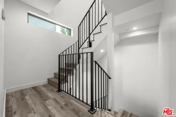 $5,995 | 1920 South Sherbourne Drive, Unit 1/2, Los Angeles, CA 90034