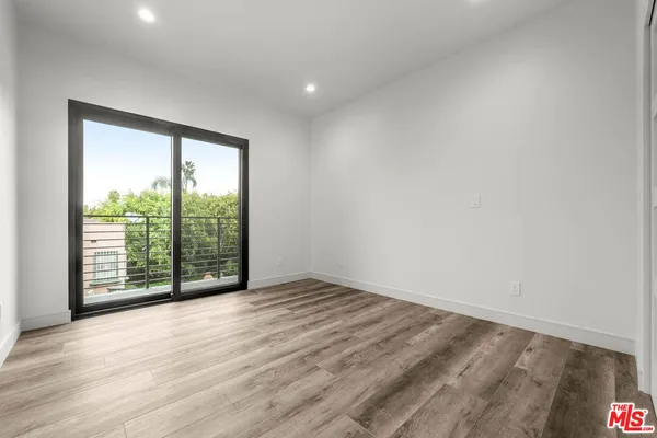 $5,995 | 1920 South Sherbourne Drive, Unit 1/2, Los Angeles, CA 90034