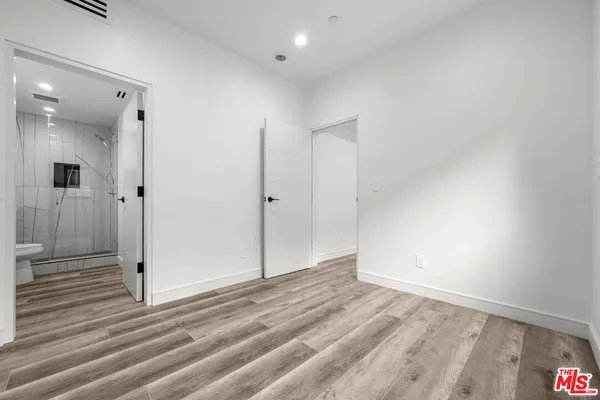 $5,995 | 1920 South Sherbourne Drive, Unit 1/2, Los Angeles, CA 90034