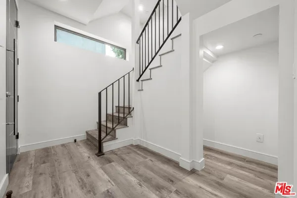 $5,995 | 1920 South Sherbourne Drive, Unit 1/2, Los Angeles, CA 90034