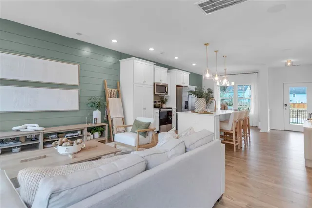 $409,000 | 1214 Homecoming Boulevard, Ravenel, SC 29470