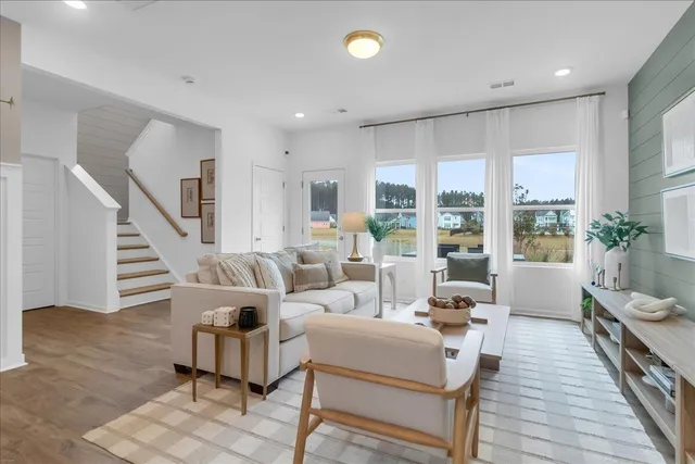 $409,000 | 1214 Homecoming Boulevard, Ravenel, SC 29470