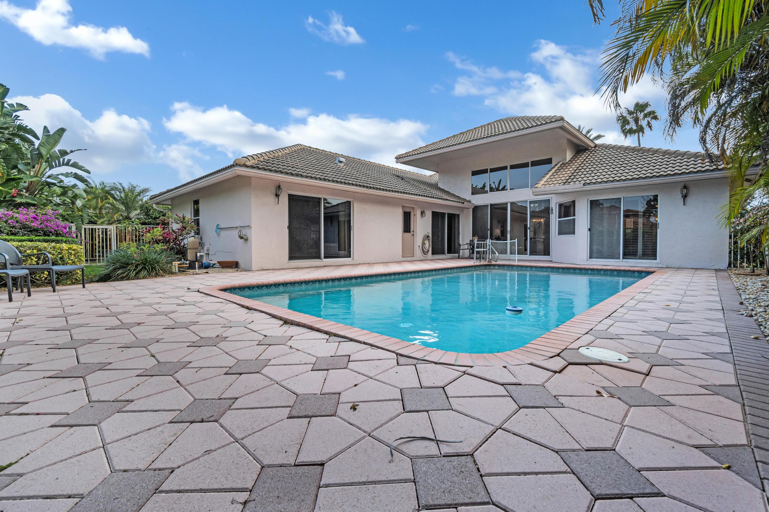 7746 La Corniche Circle Boca Raton, FL 33433 - Photo 29 of 44 Space to enjoy!