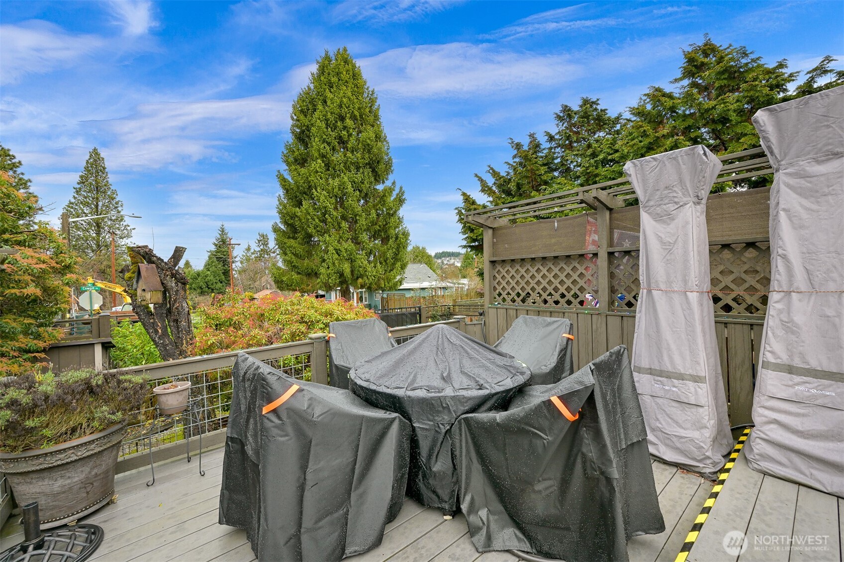 214 Bayside Place Bellingham, WA 98225 - Photo 32 of 40 a view of a chairs and table in the patio