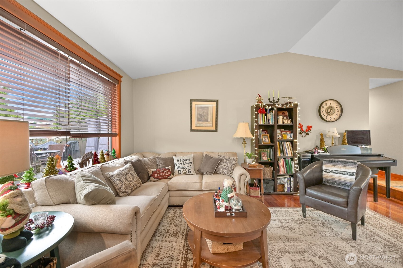 214 Bayside Place Bellingham, WA 98225 - Photo 9 of 40 a living room with furniture and wooden floor