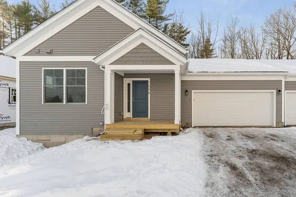 $490,750 | 15 Dogwood Circle, Unit 15L GRAY, Milton, VT 05468