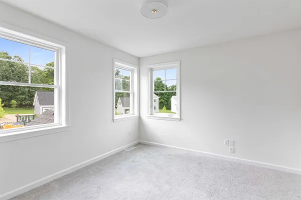 $490,750 | 15 Dogwood Circle, Unit 15L GRAY, Milton, VT 05468