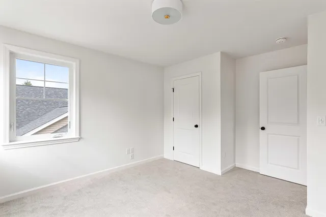 $490,750 | 15 Dogwood Circle, Unit 15L GRAY, Milton, VT 05468