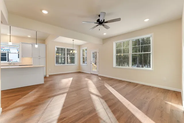 $490,750 | 15 Dogwood Circle, Unit 15L GRAY, Milton, VT 05468