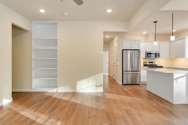 $490,750 | 15 Dogwood Circle, Unit 15L GRAY, Milton, VT 05468