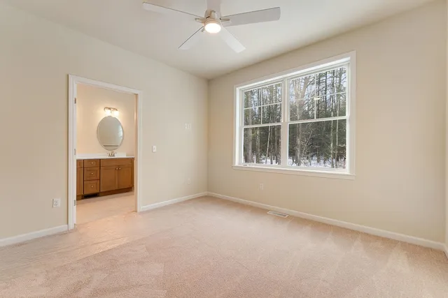 $490,750 | 15 Dogwood Circle, Unit 15L GRAY, Milton, VT 05468