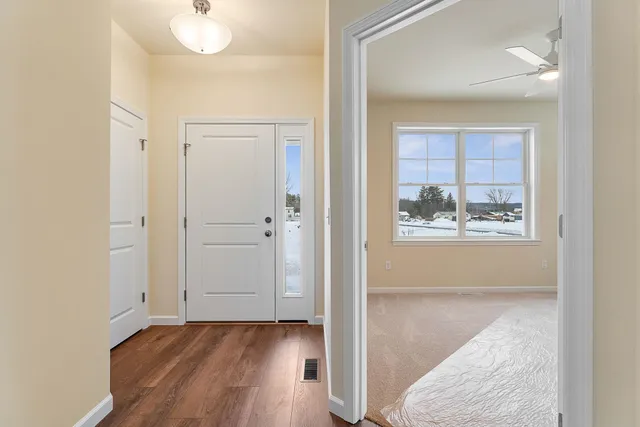 $490,750 | 15 Dogwood Circle, Unit 15L GRAY, Milton, VT 05468