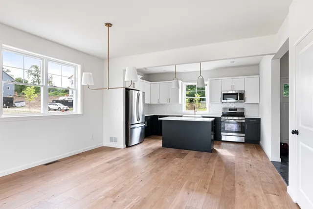 $490,750 | 15 Dogwood Circle, Unit 15L GRAY, Milton, VT 05468