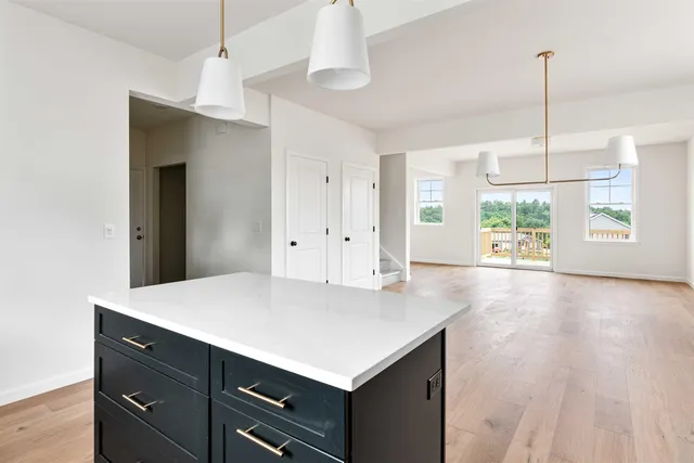 $490,750 | 15 Dogwood Circle, Unit 15L GRAY, Milton, VT 05468