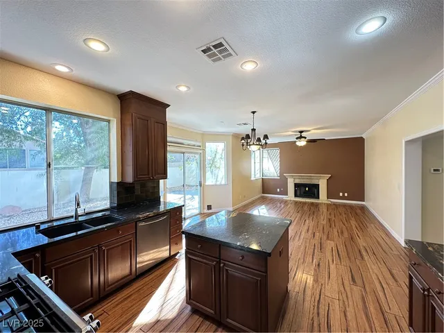 $2,695 | 2252 Pine Forest Court, Las Vegas, NV 89134