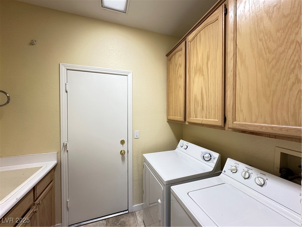 2252 Pine Forest Court Las Vegas, NV 89134 - Photo 8 of 20