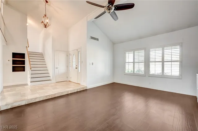 $569,990 | 331 Pella Drive, Henderson, NV 89014