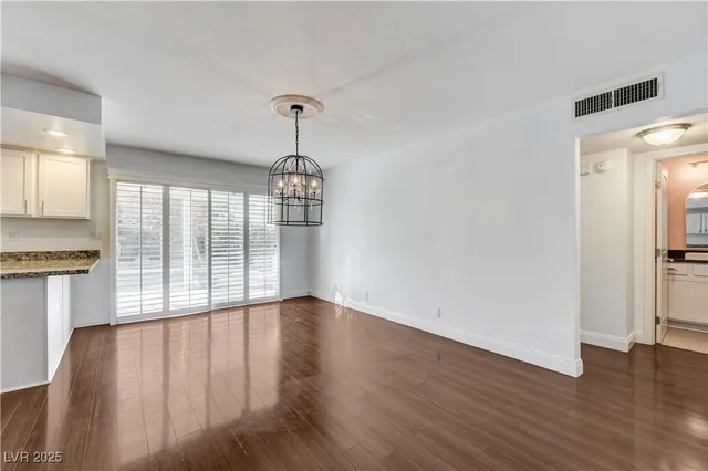 $569,990 | 331 Pella Drive, Henderson, NV 89014