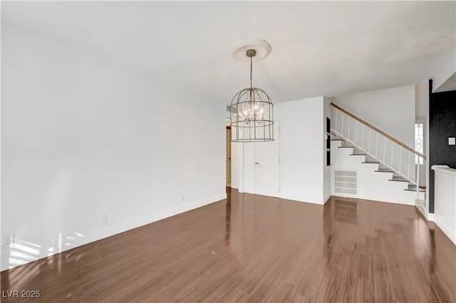 $569,990 | 331 Pella Drive, Henderson, NV 89014