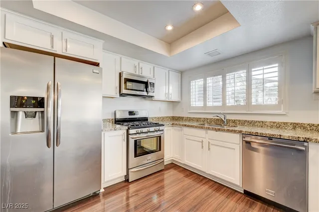 $569,990 | 331 Pella Drive, Henderson, NV 89014