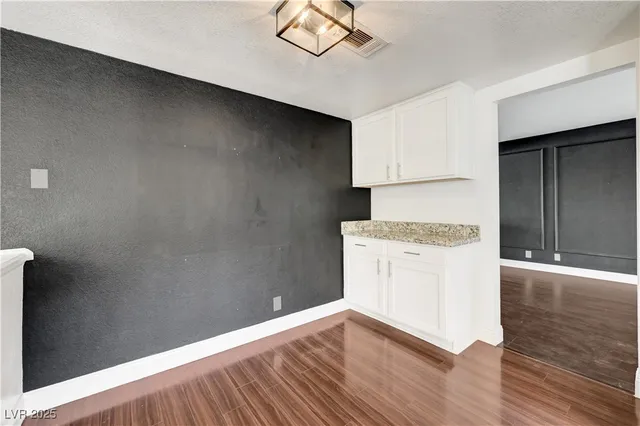 $569,990 | 331 Pella Drive, Henderson, NV 89014