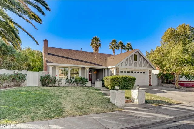 $569,990 | 331 Pella Drive, Henderson, NV 89014