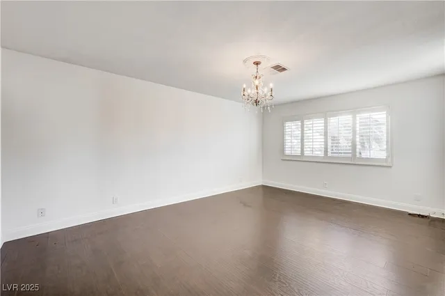 $569,990 | 331 Pella Drive, Henderson, NV 89014