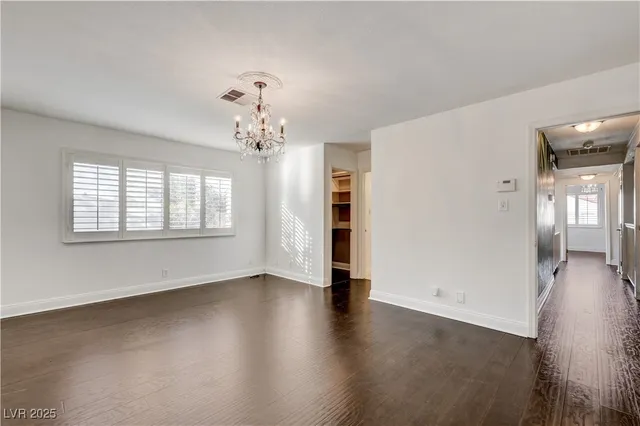 $569,990 | 331 Pella Drive, Henderson, NV 89014