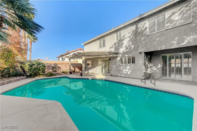$569,990 | 331 Pella Drive, Henderson, NV 89014