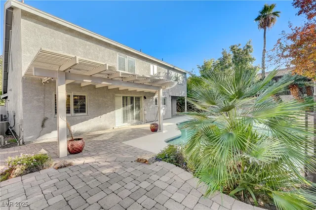 $569,990 | 331 Pella Drive, Henderson, NV 89014