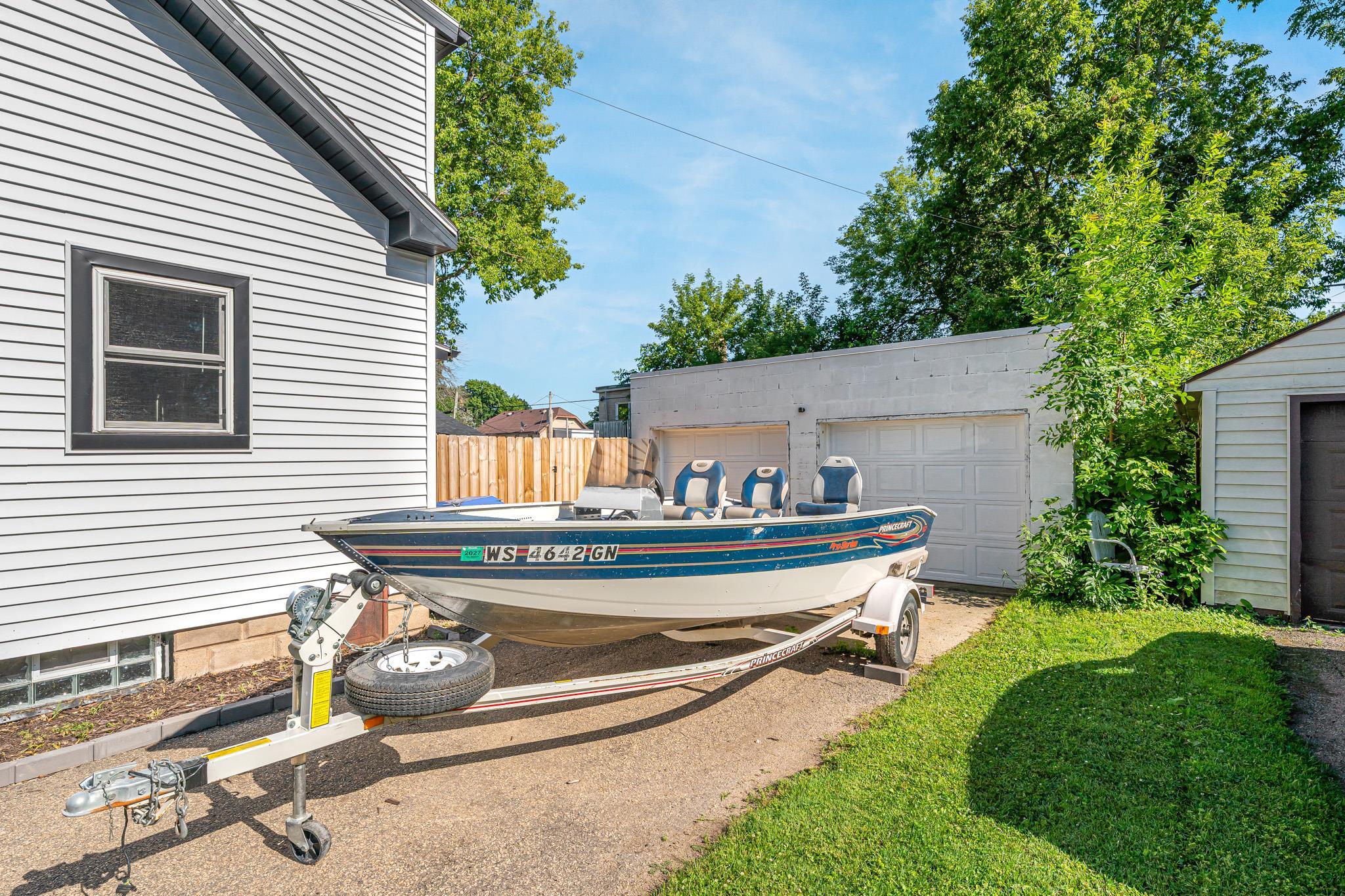 723 West Grant Street Appleton, WI 54914 - Photo 28 of 37