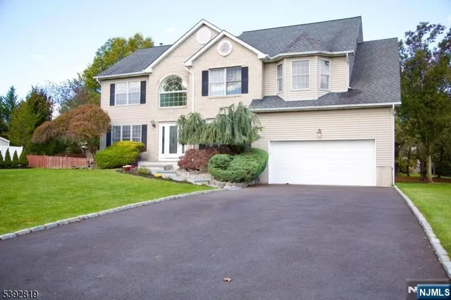 $1,299,000 | 5 Raquel Court, East Hanover, NJ 07936