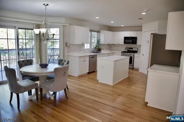 $1,299,000 | 5 Raquel Court, East Hanover, NJ 07936