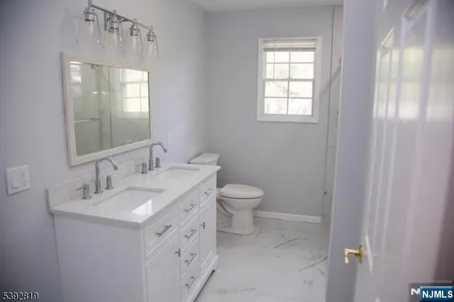 $1,299,000 | 5 Raquel Court, East Hanover, NJ 07936